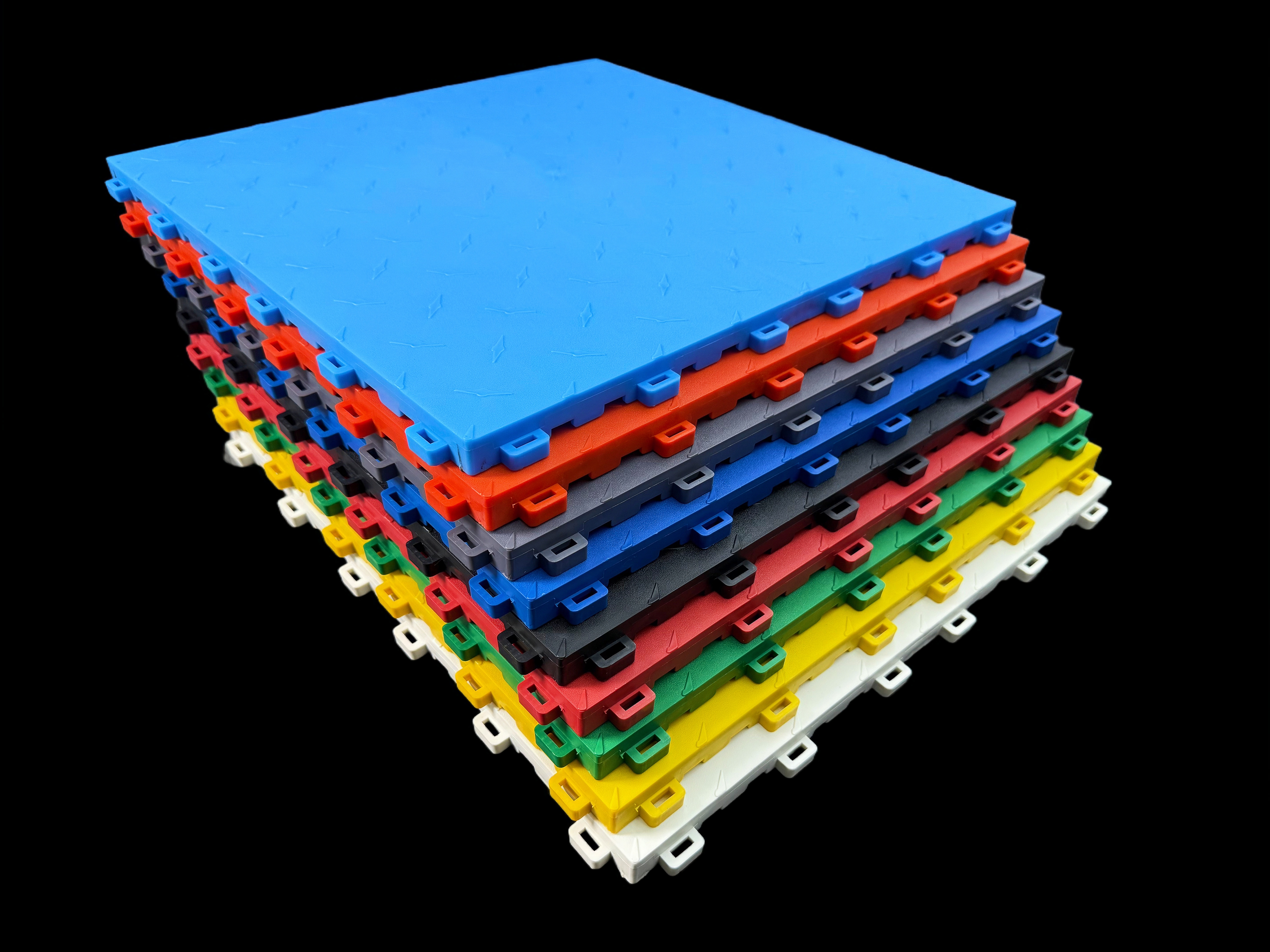 1.8 cm diamond-encrusted solid flooring