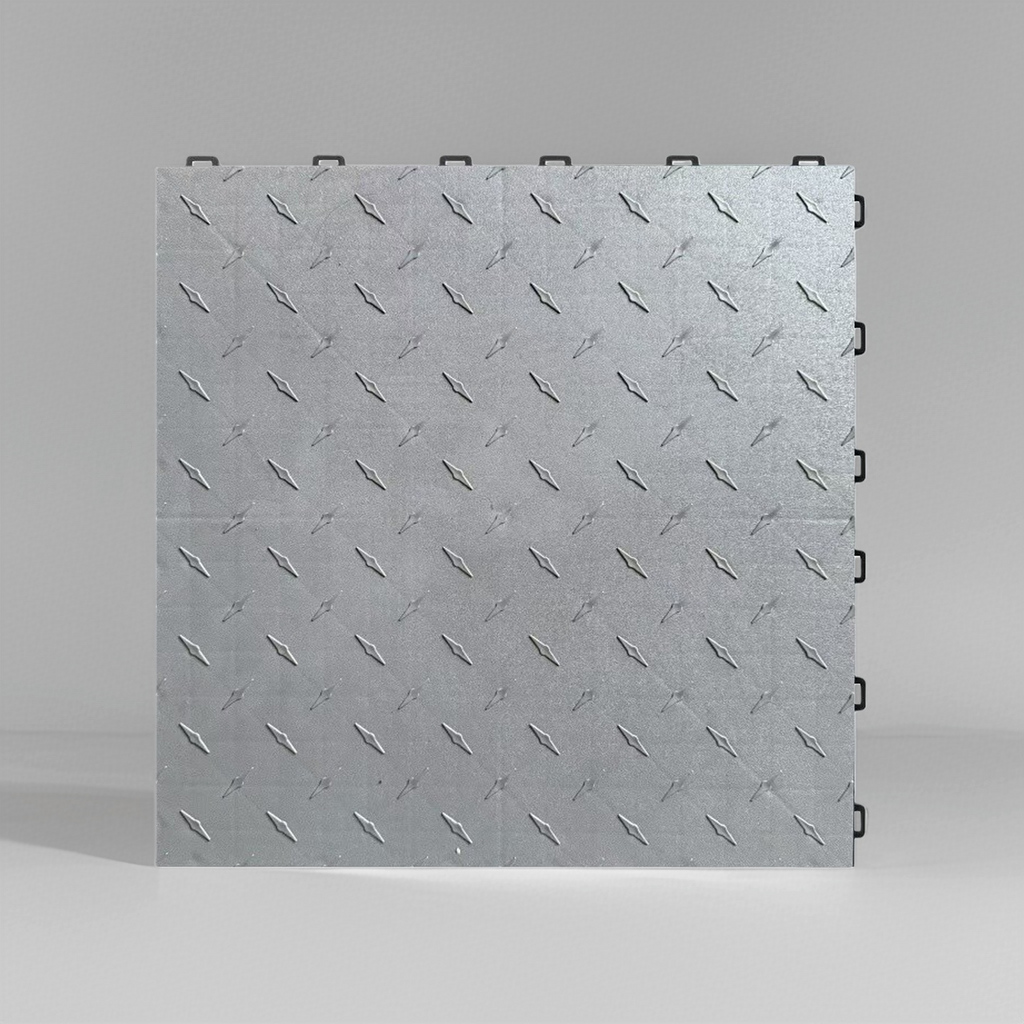 1.8 cm diamond-encrusted solid flooring